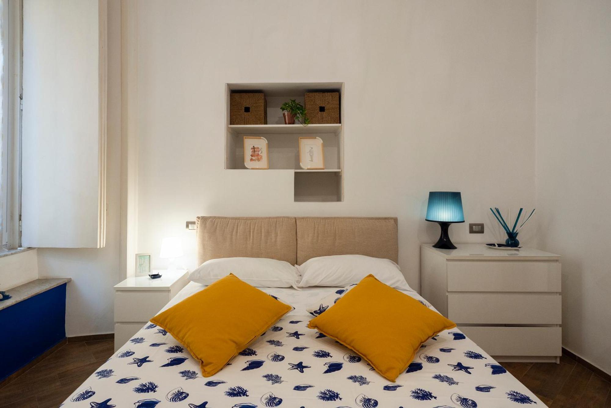 נאפולי La Casa Blu A Toledo Di Alberto מראה חיצוני תמונה
