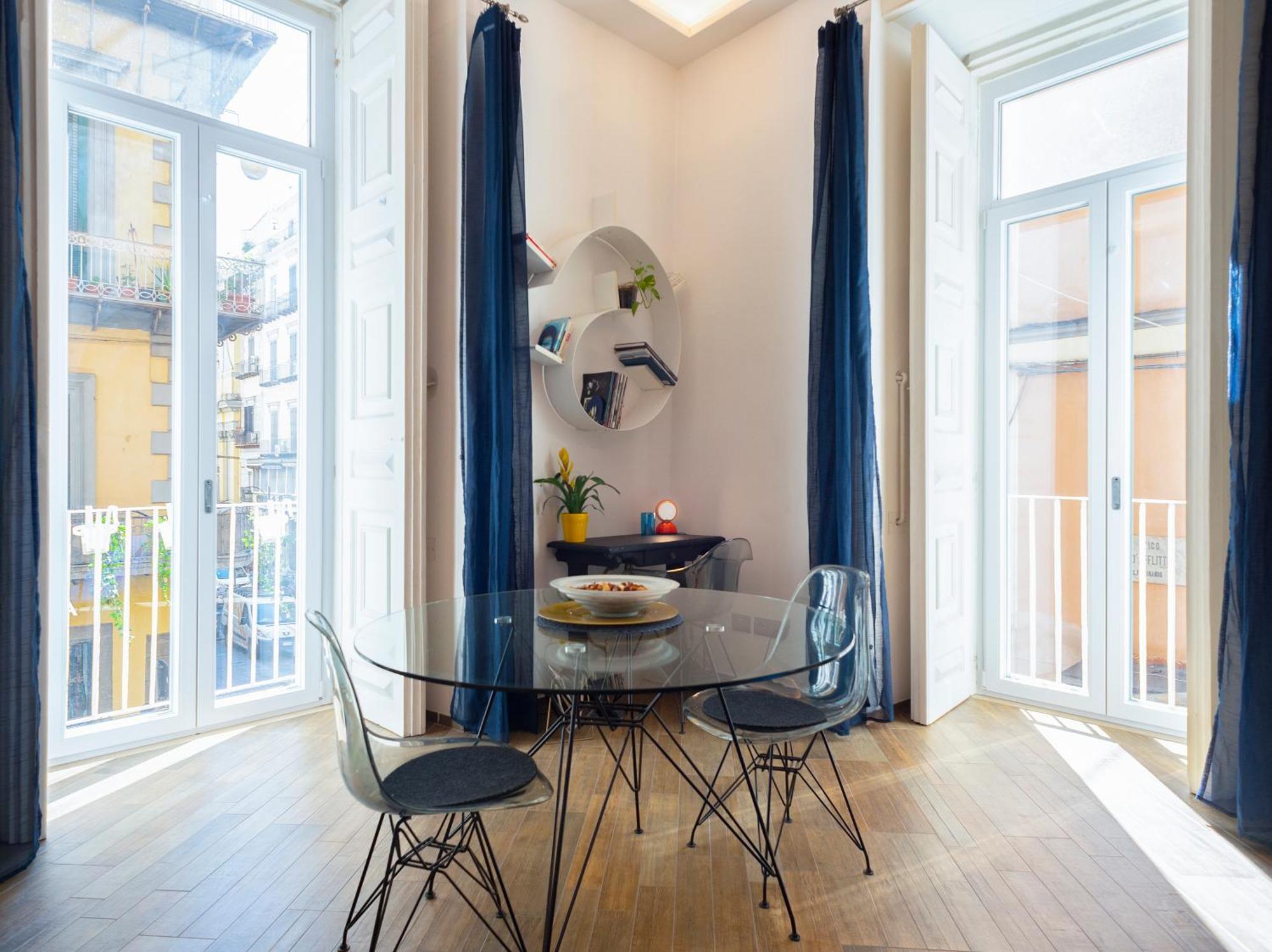 נאפולי La Casa Blu A Toledo Di Alberto מראה חיצוני תמונה